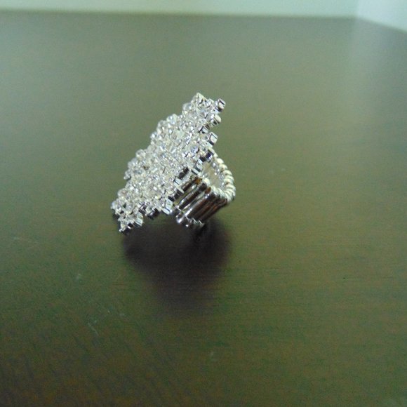 Costume Jewelry - snowflake ring- new - Picture 5 of 11